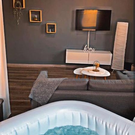 Appartement Cosy Et Chaleureux Avec Jacuzzi 瑟兰 外观 照片